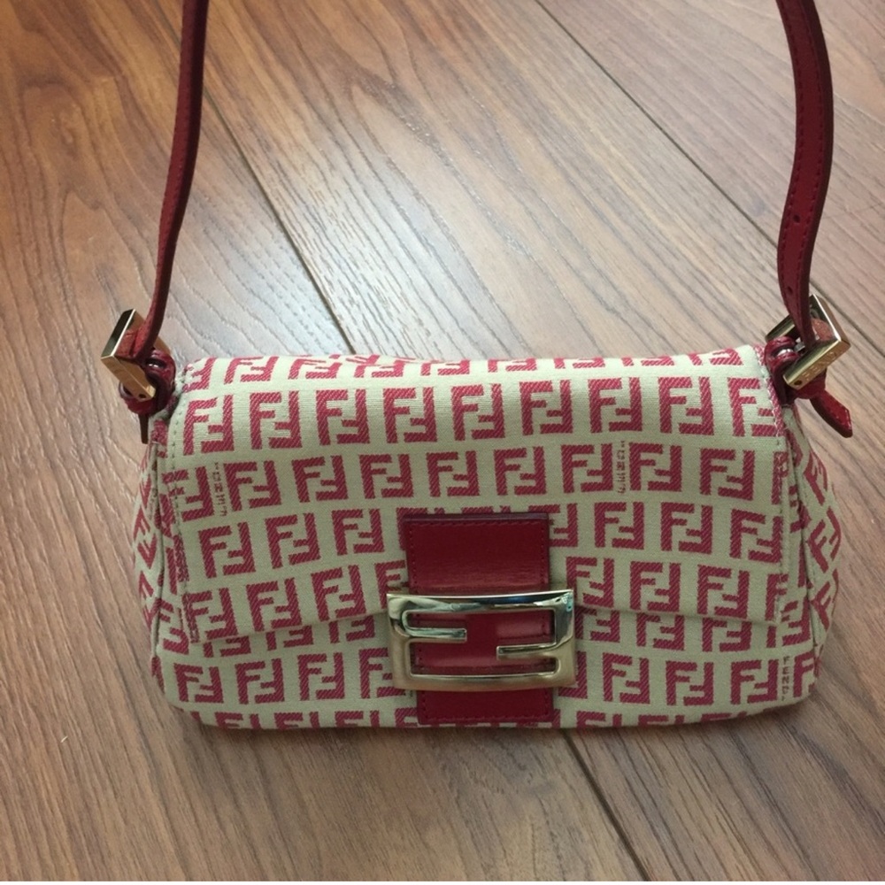 Fendi mini bag red and beige like new